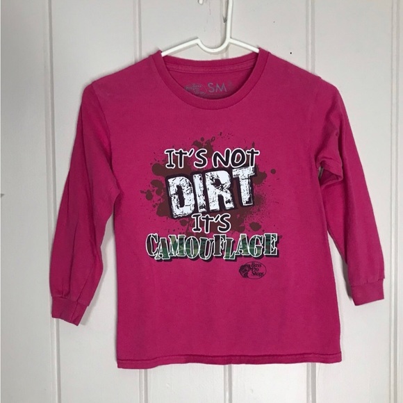 Bass Pro Shops Kids Pink Blouse Shirt
6 / 7 Small
It’s not dirt it’s camouflage - Picture 13 of 16